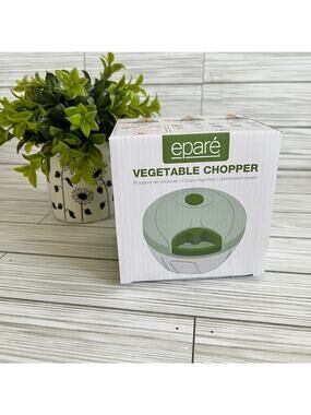 NIB Epare Vegetable Chopper Cutter Chopper Kitchenware 18 oz Capacity